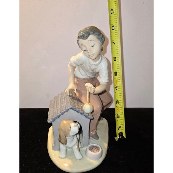 Lladro Boy With Dog Porcelain Figurine 5797, Spain, MINT, 8" has orig box - Picture 12 of 13